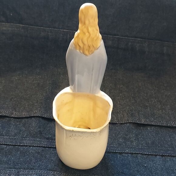 Vintage Mother Mary Madonna ceramic plant flower vase - Picture 8 of 12